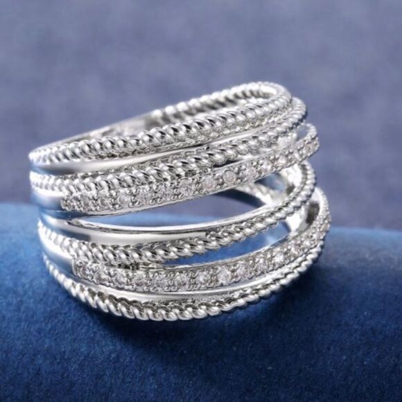 The Moderne Statement band ring in 925 & white sapphire sz 5 - Picture 1 of 10